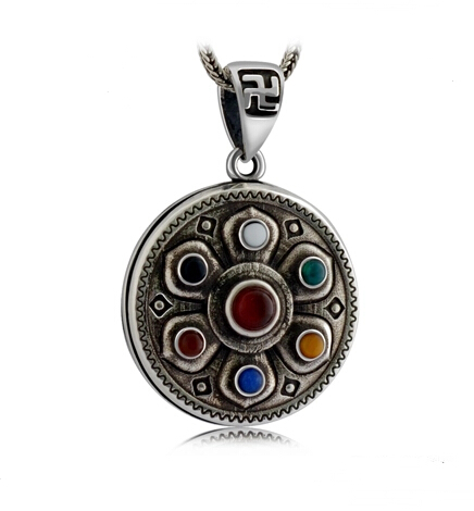 Thailand Silver Om Mani Padme Hum Round Pendant With Agate No Chain